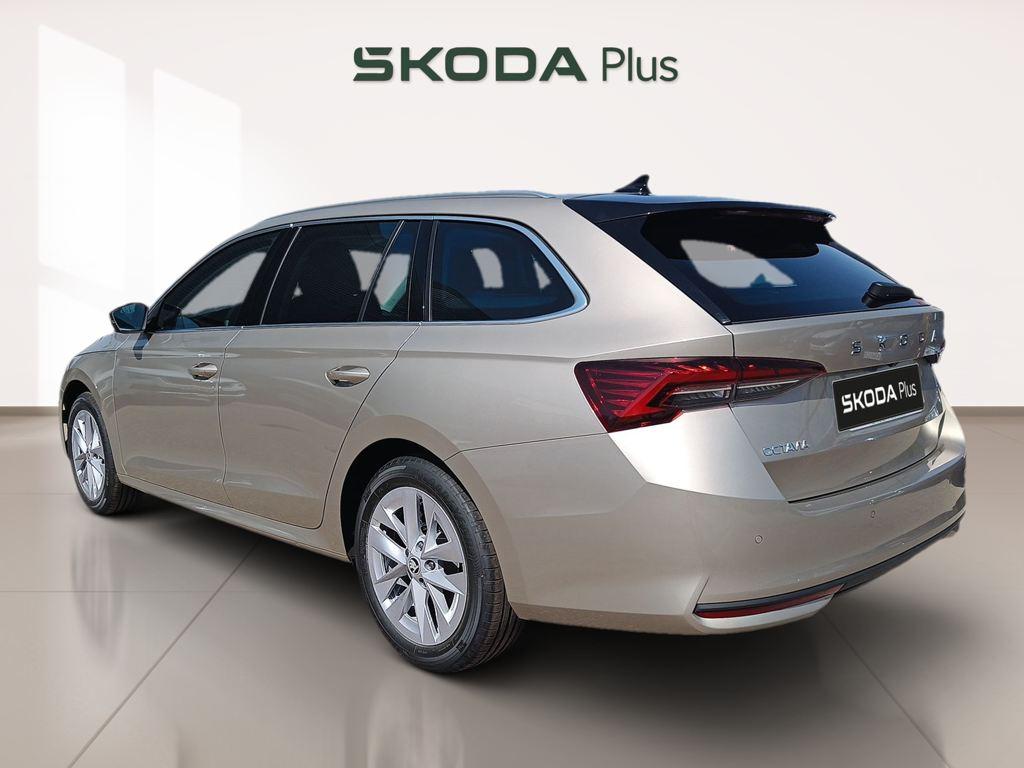 Skoda Octavia Combi 1.5 TSI m-HEV Selection DSG 110 kW (150 CV) - 1