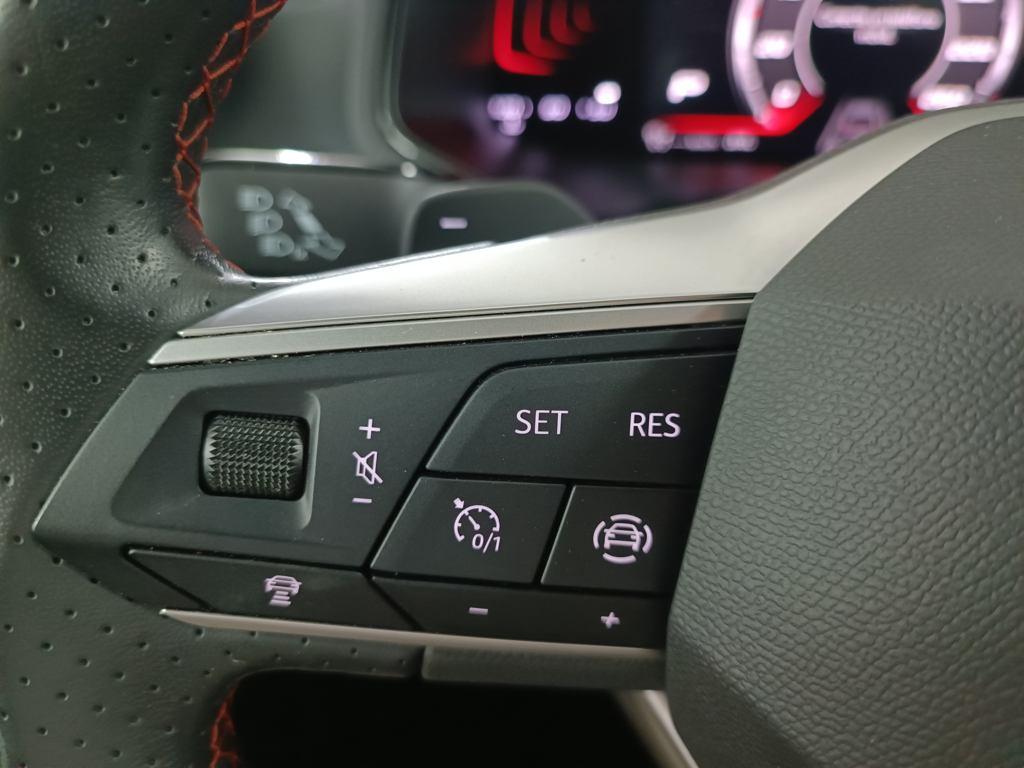 SEAT Arona 1.0 TSI FR XM DSG 85 kW (115 CV) - 8