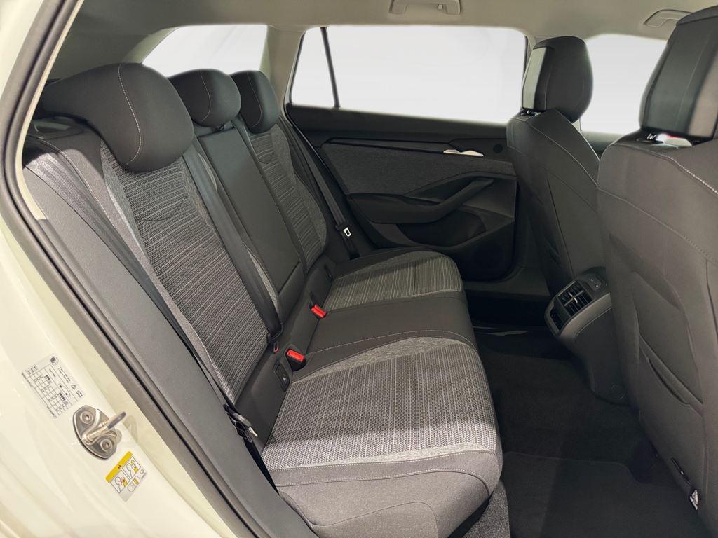 Skoda Superb Combi 1.5 TSI iV P-HEV Selection DSG 150 kW (204 CV) - 5