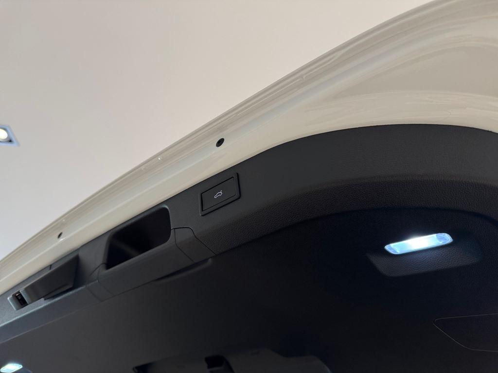 Skoda Superb Combi 1.5 TSI iV P-HEV Selection DSG 150 kW (204 CV) - 17