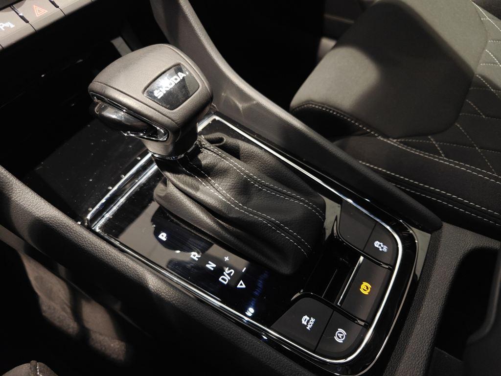 Skoda Karoq 1.5 TSI ACT Sportline DSG 110 kW (150 CV) - 16