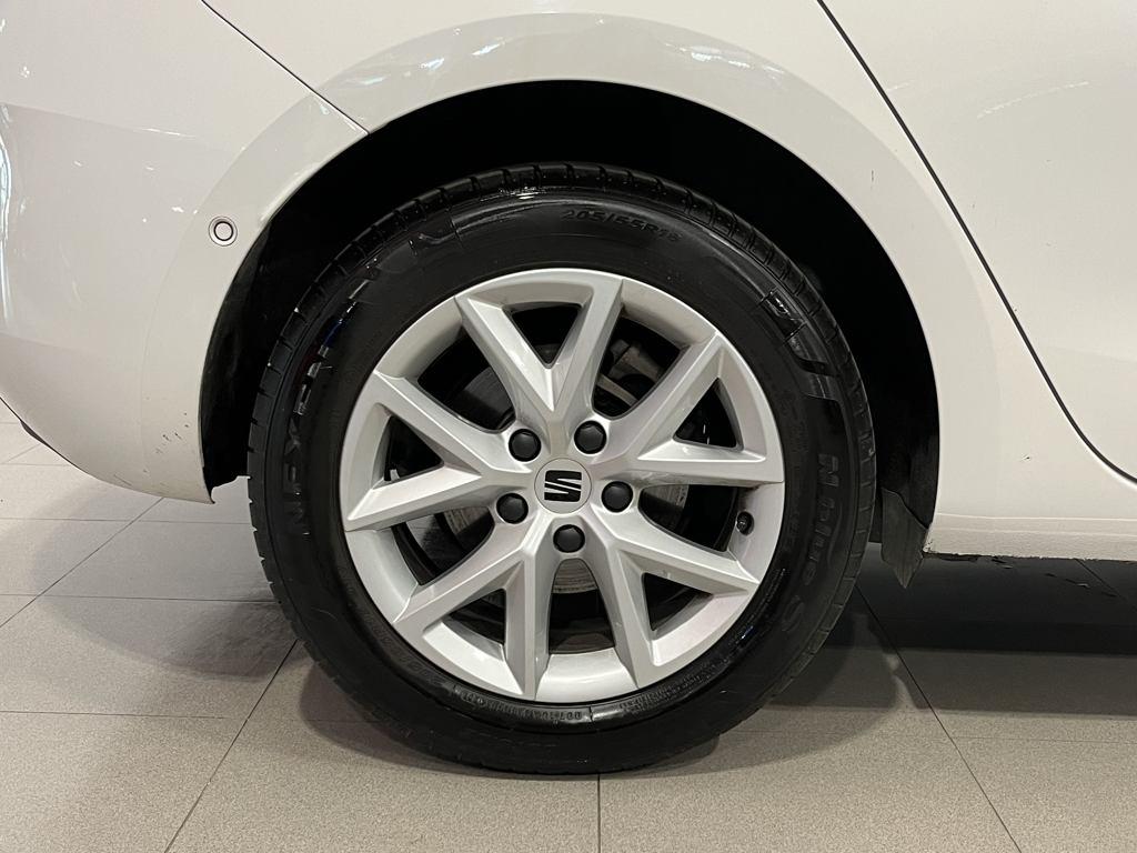 SEAT León 1.0 TSI S&S Style XS 81 kW (110 CV) - 7