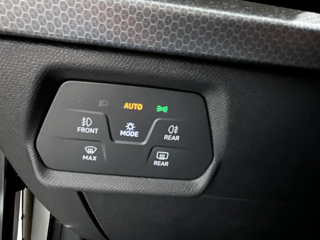 SEAT León 1.0 TSI S&S Style XS 81 kW (110 CV) - 10