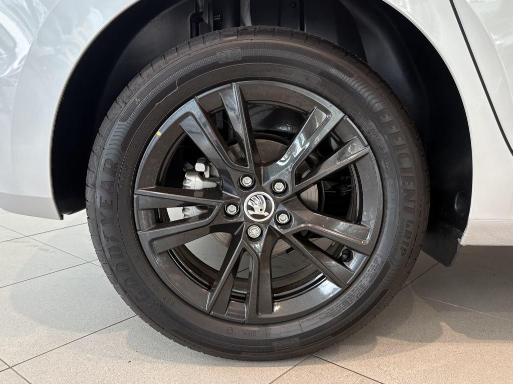 Skoda Fabia 1.0 TSI Design 70 kW (95 CV) - 7