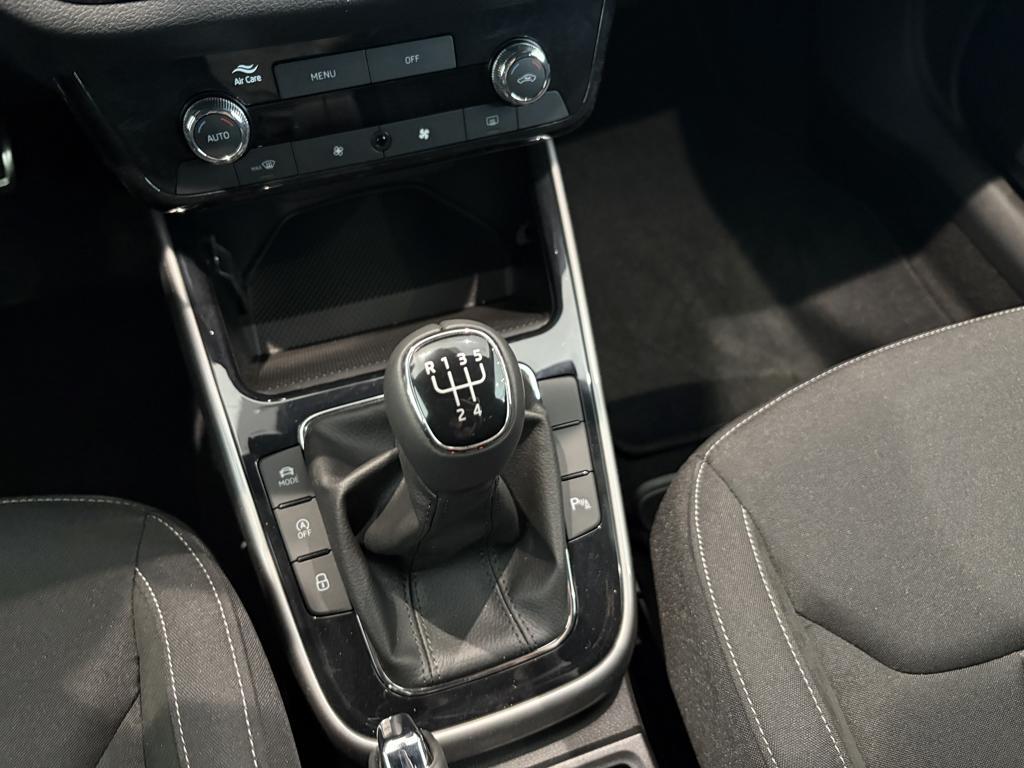 Skoda Fabia 1.0 TSI Design 70 kW (95 CV) - 10