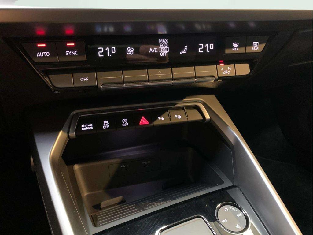 Audi A3 Sportback Black line 35 TFSI 110 kW (150 CV) S tronic - 12