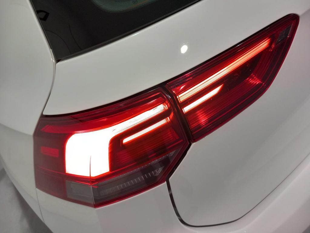 Volkswagen Golf Life 2.0 TDI 85 kW (115 CV) - 19