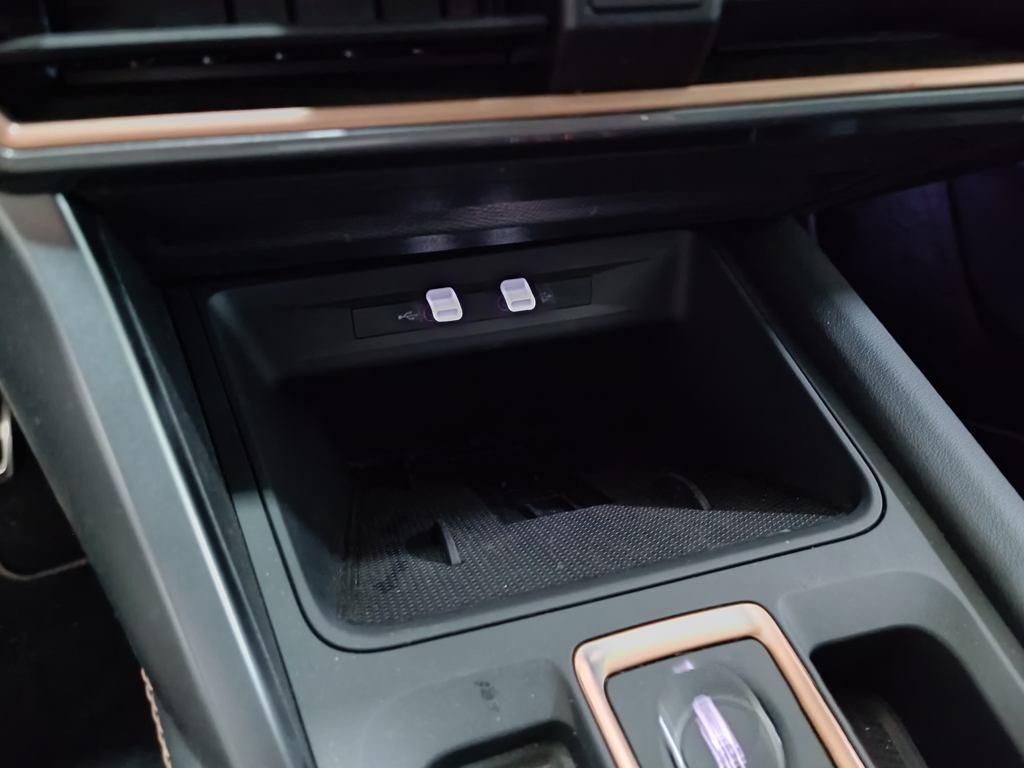 CUPRA Formentor 1.5 TSI e-Hybrid DSG 150 kW (204 CV) - 13