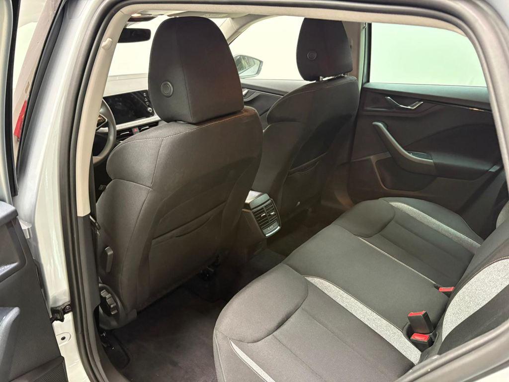 Skoda Scala 1.0 TSI Selection 85 kW (115 CV) - 9