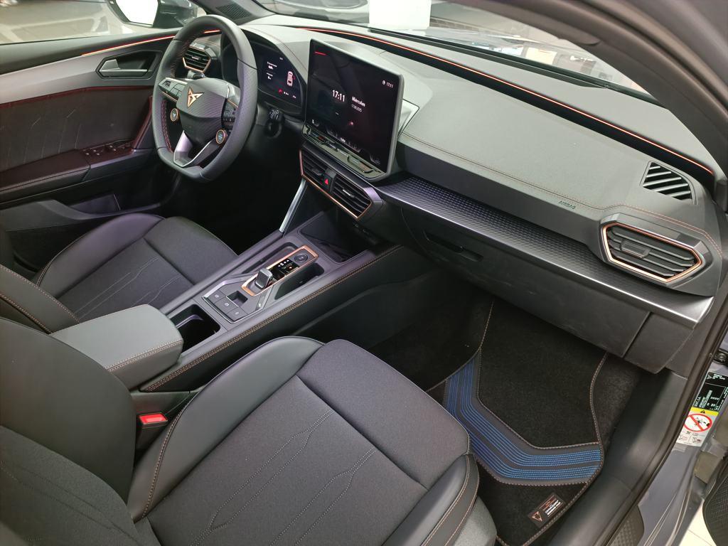 CUPRA León 1.5 TSI e-Hybrid 150 kW (204 CV) DSG - 4