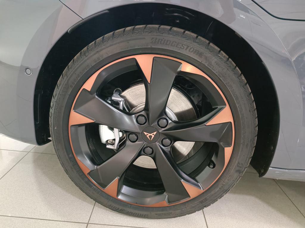 CUPRA León 1.5 TSI e-Hybrid 150 kW (204 CV) DSG - 7