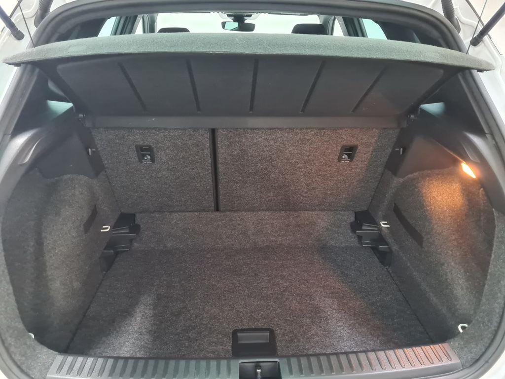 SEAT Arona 1.0 TSI S&S Xperience XM 85 kW (115 CV) - 6
