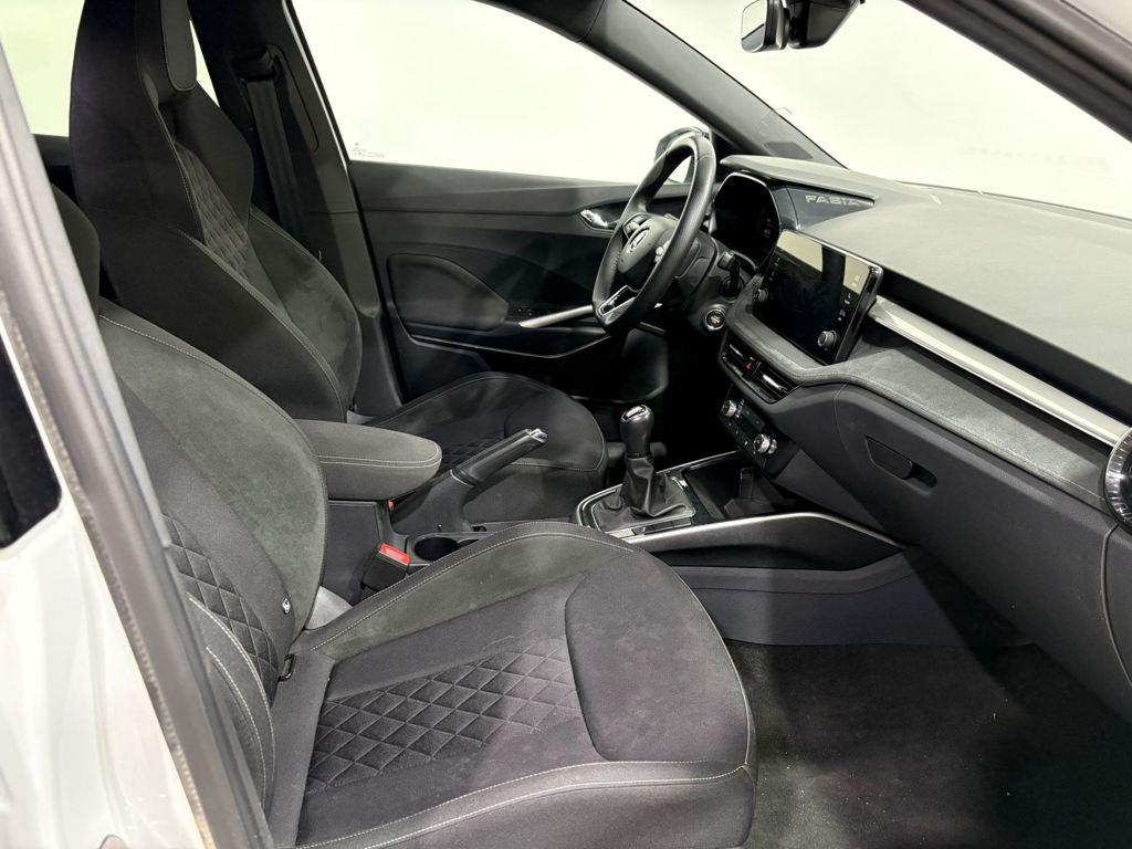 Skoda Fabia 1.0 TSI Design 85 KW (115 CV) - 4