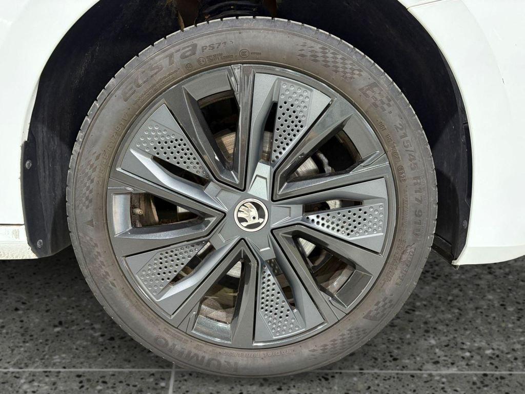 Skoda Fabia 1.0 TSI Design 85 KW (115 CV) - 7