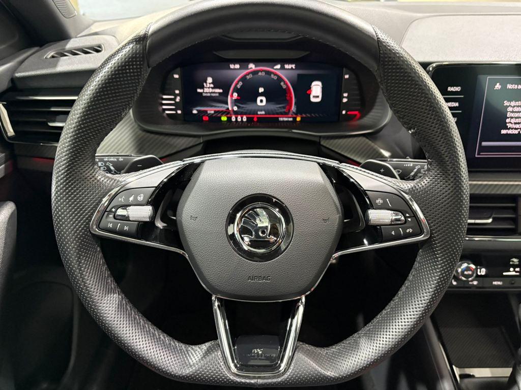 Skoda Scala 1.5 TSI Montecarlo DSG 110 kW (150 CV) - 9