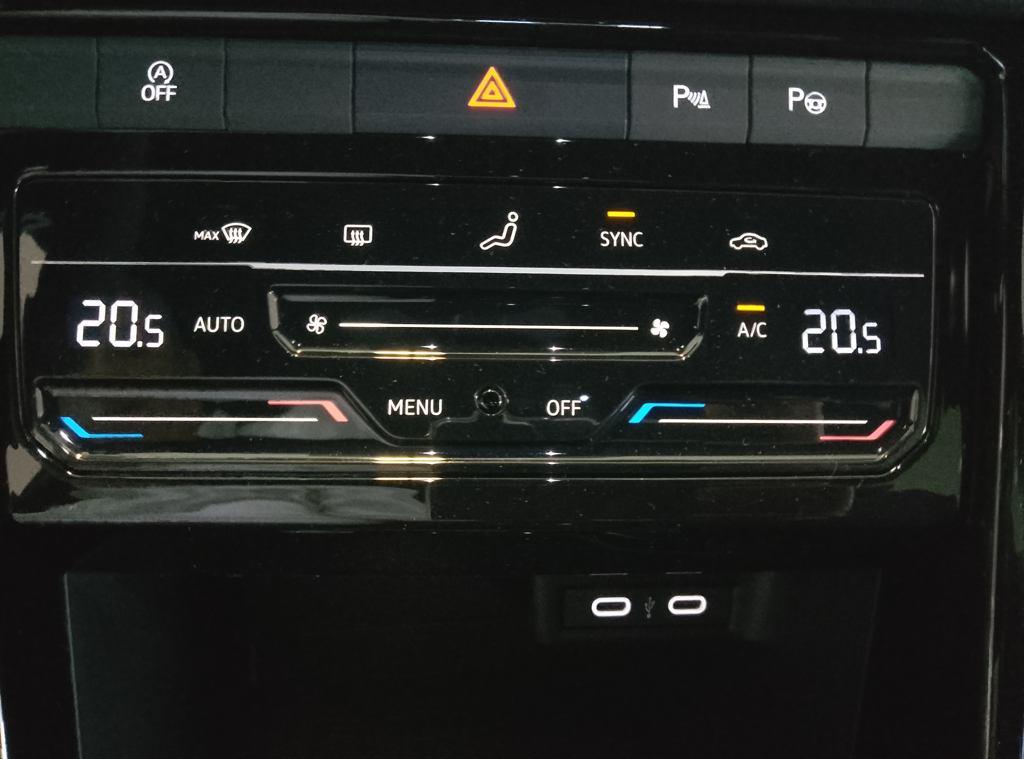 Volkswagen T-Roc Dark Line 1.0 TSI 85 kW (115 CV) - 13