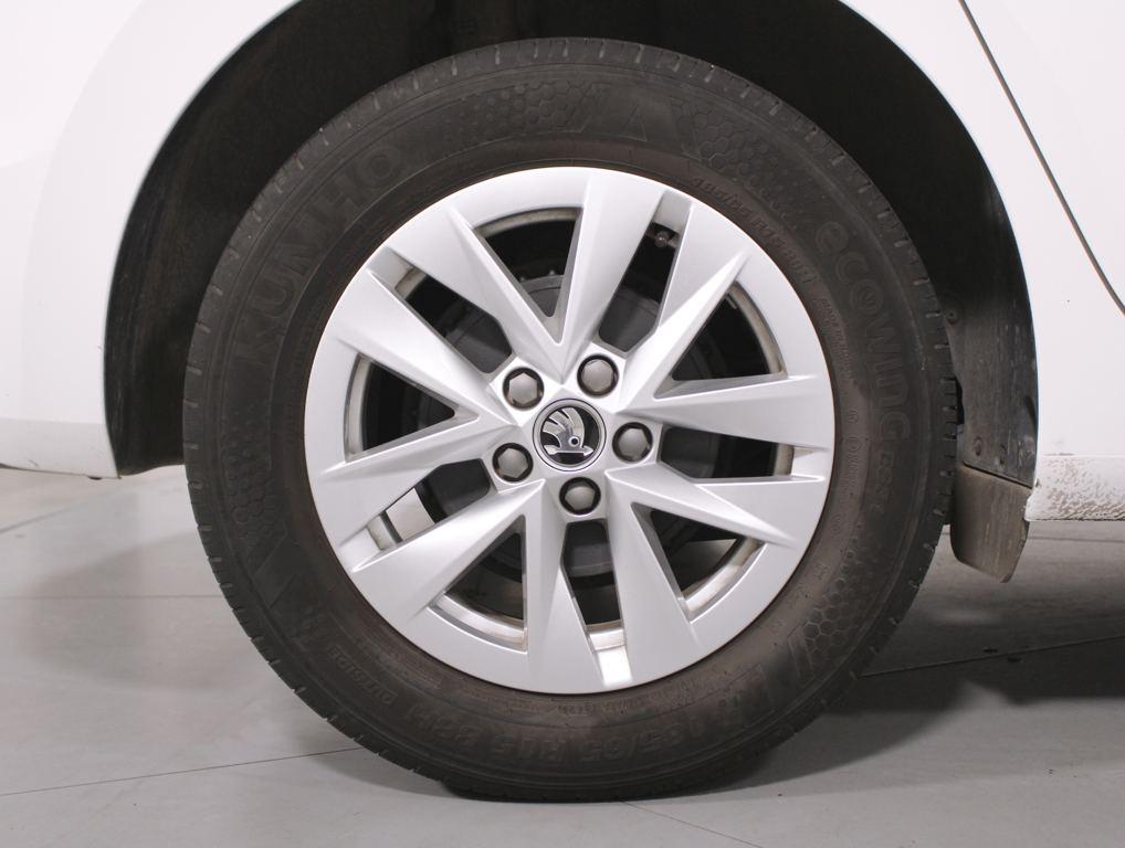 Skoda Fabia 1.0 TSI Ambition 70 kW (95 CV) - 7