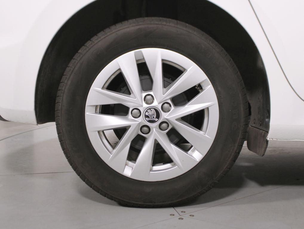 Skoda Fabia 1.0 TSI Ambition 70 kW (95 CV) - 7