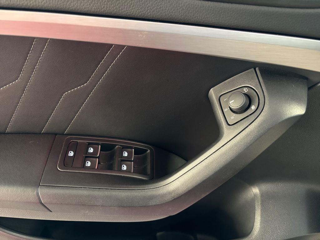 SEAT Ateca 1.5 TSI S&S FR Special Edition 110 kW (150 CV) - 13