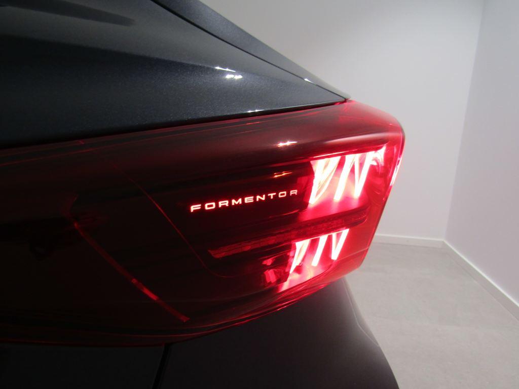 CUPRA Formentor 1.5 TSI e-Hybrid DSG 150 kW (204 CV) - 12