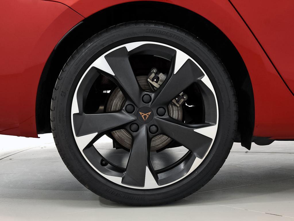 CUPRA Leon Sportstourer 1.5 eTSI DSG 110 kW (150 CV) - 7