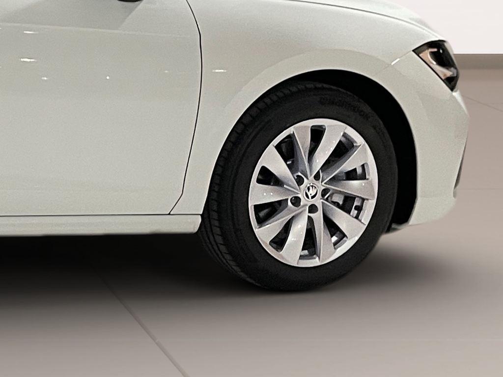 Skoda Superb Combi 1.5 TSI m-HEV Selection DSG 110 kW (150 CV) - 7