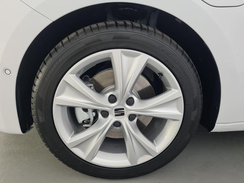 SEAT León 1.5 TSI e-Hybrid FR XM DSG 150 kW (204 CV) - 7