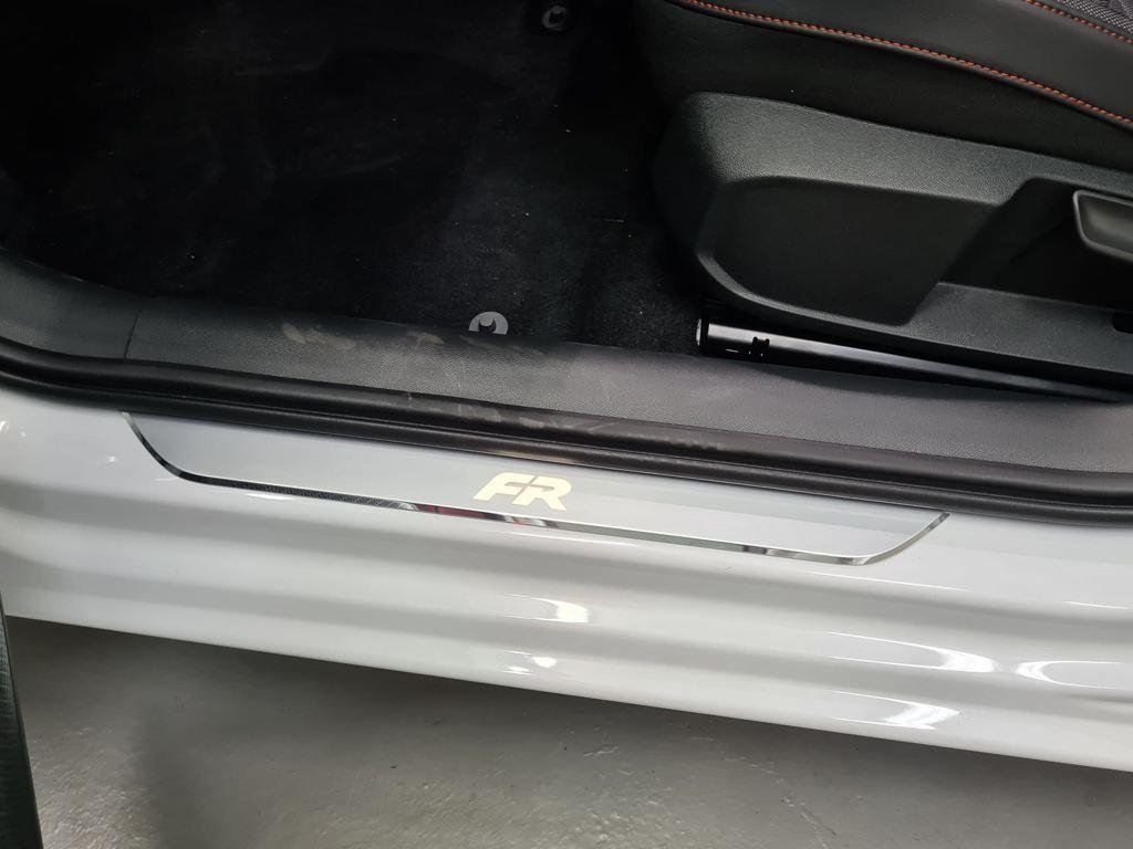 SEAT León 1.5 TSI e-Hybrid FR XM DSG 150 kW (204 CV) - 10