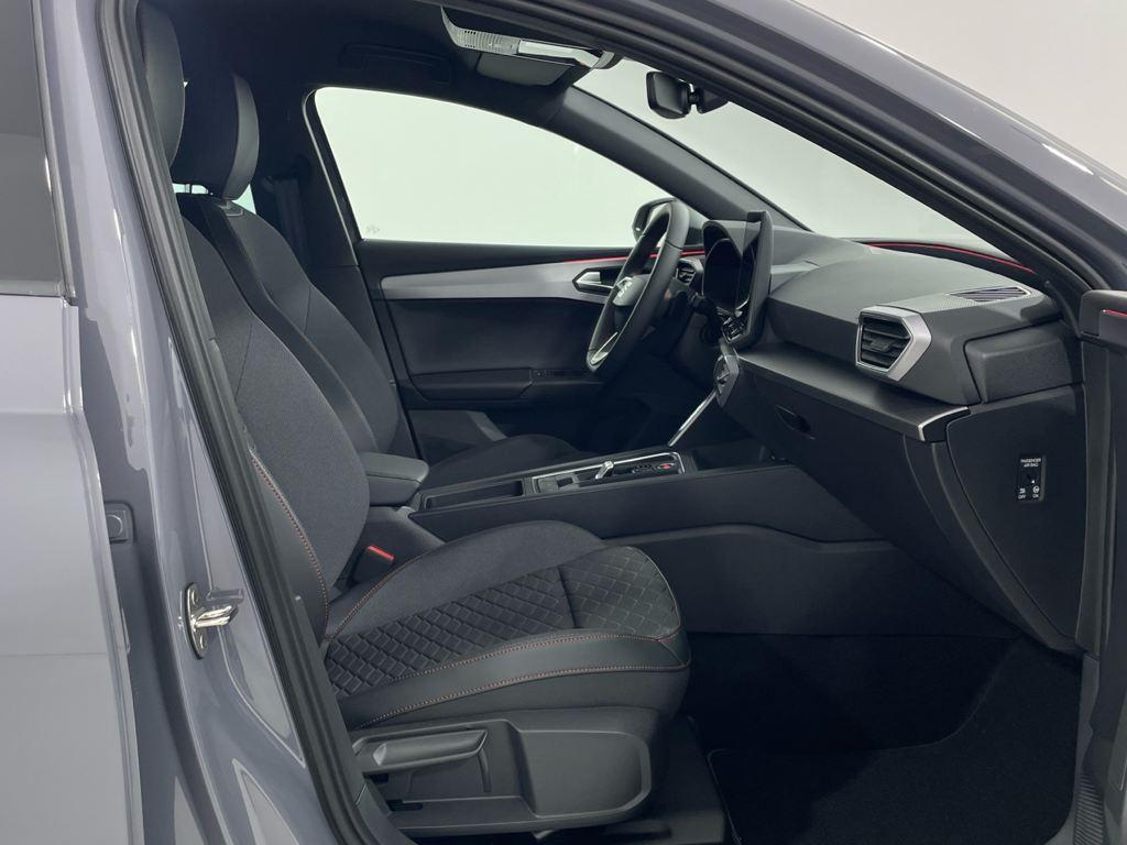 SEAT León 1.5 eTSI S&S FR Special Edition DSG 110 kW (150 CV) - 4