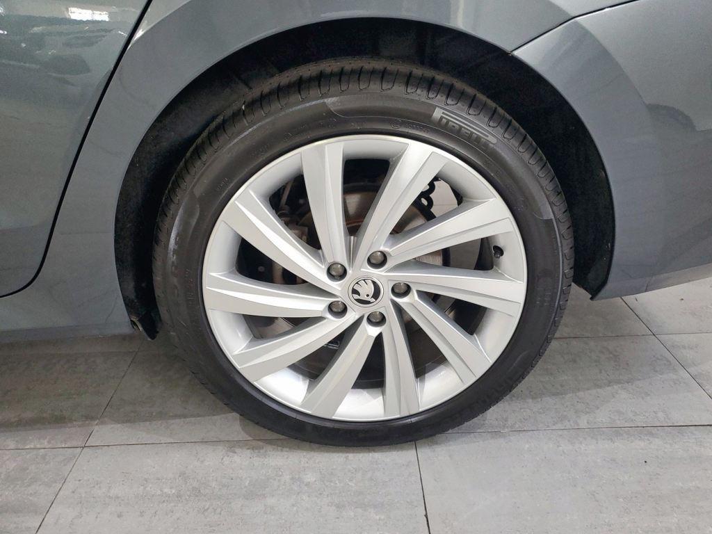 Skoda Octavia Combi 1.4 TSI PHEV Ambition DSG 150 kW (204 CV) - 7