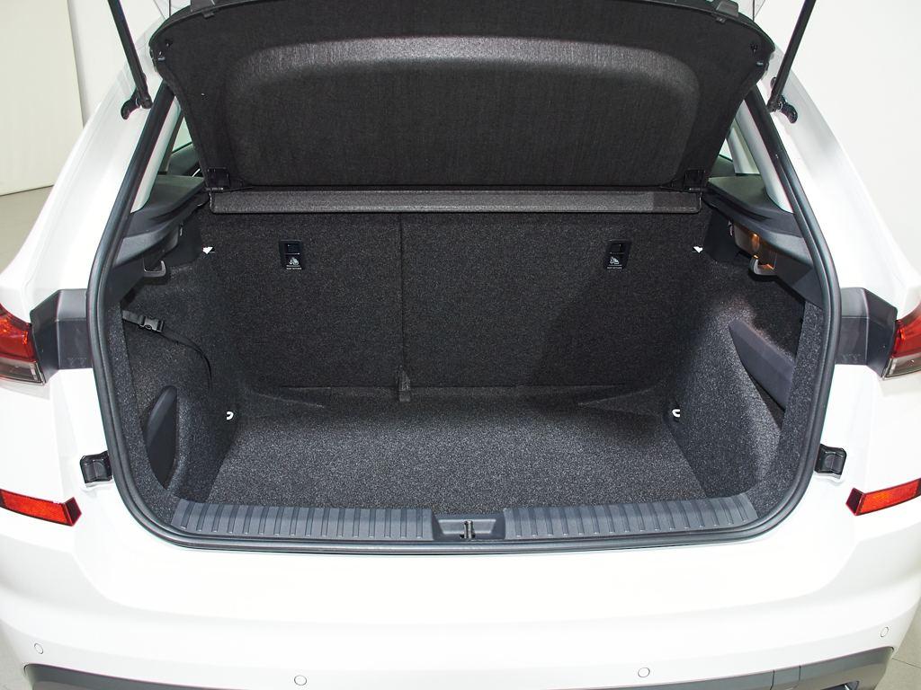 Skoda Kamiq 1.0 TSI Design 85 kW (115 CV) - 6