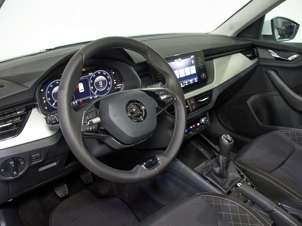 Skoda Kamiq 1.0 TSI Design 85 kW (115 CV) - 8