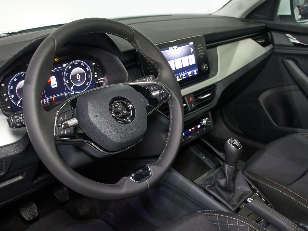 Skoda Kamiq 1.0 TSI Design 85 kW (115 CV) - 9