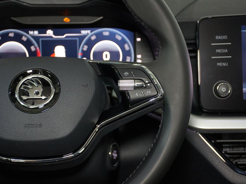 Skoda Kamiq 1.0 TSI Design 85 kW (115 CV) - 12