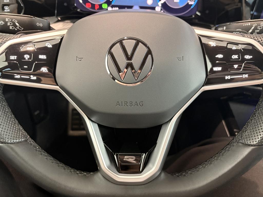 Volkswagen Golf R-Line 1.5 eTSI 110 kW (150 CV) DSG - 12