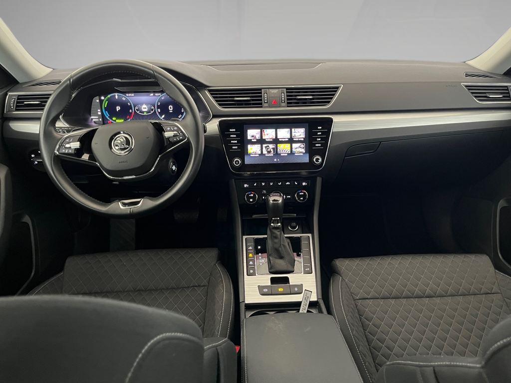 Skoda Superb Combi 1.4 TSI iV P-HEV Ambition DSG 160 kW (218 CV) - 3