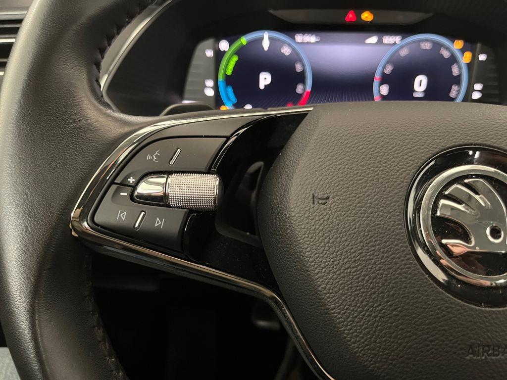 Skoda Superb Combi 1.4 TSI iV P-HEV Ambition DSG 160 kW (218 CV) - 8