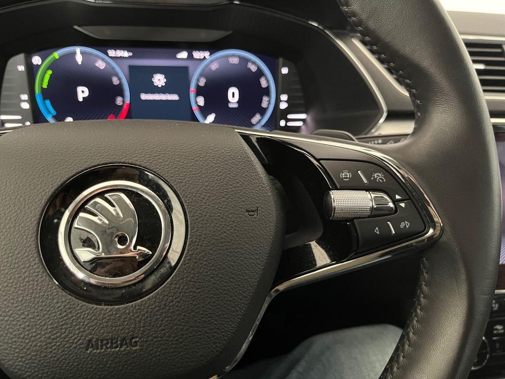 Skoda Superb Combi 1.4 TSI iV P-HEV Ambition DSG 160 kW (218 CV) - 9