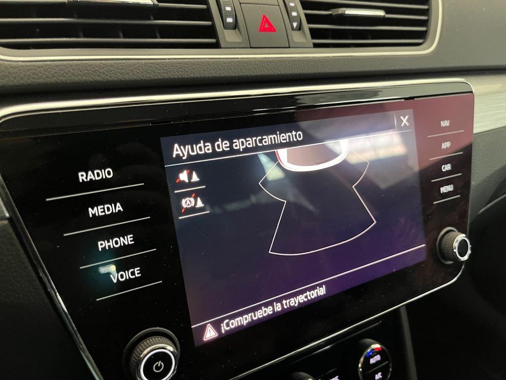 Skoda Superb Combi 1.4 TSI iV P-HEV Ambition DSG 160 kW (218 CV) - 16