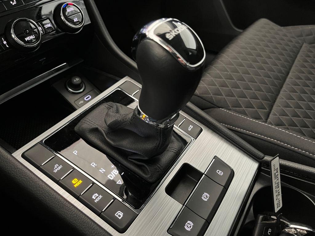 Skoda Superb Combi 1.4 TSI iV P-HEV Ambition DSG 160 kW (218 CV) - 18