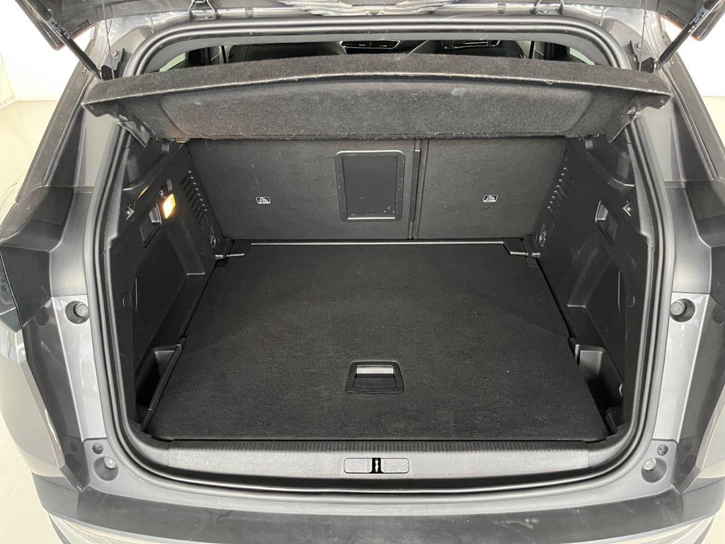 Peugeot 3008 PureTech 130 S&S Allure Pack EAT8 96 kW (130 CV) - 6