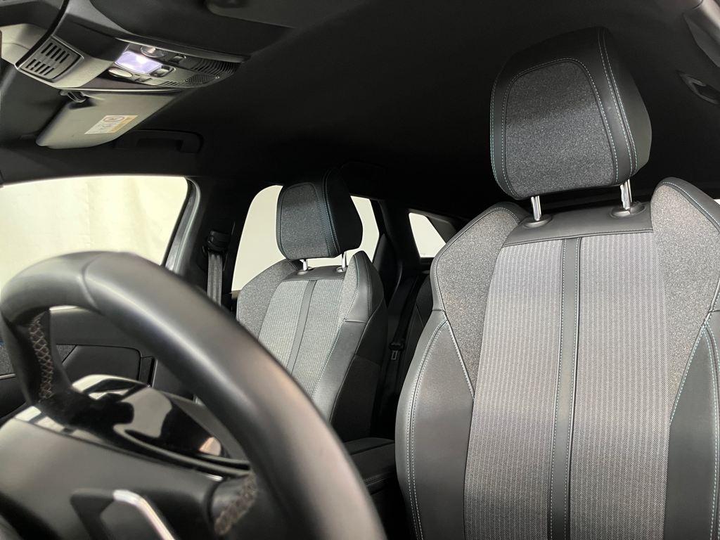 Peugeot 3008 PureTech 130 S&S Allure Pack EAT8 96 kW (130 CV) - 11