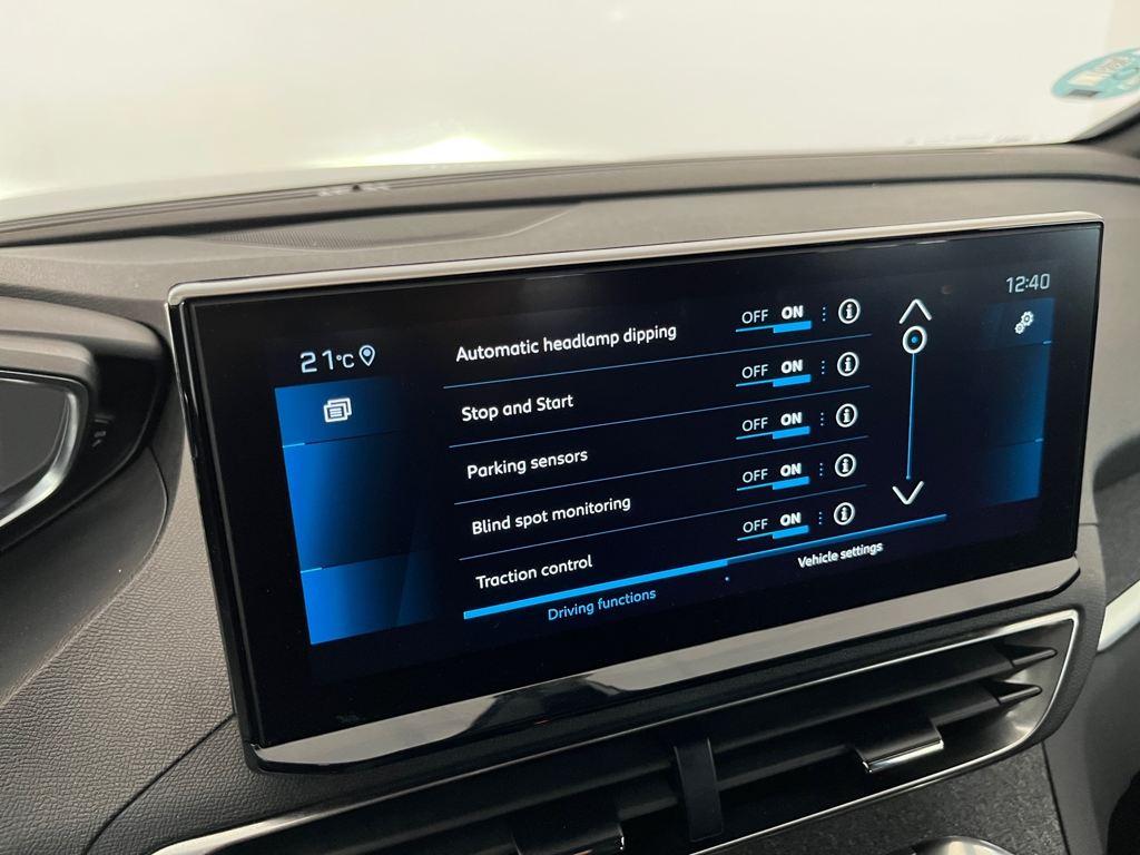 Peugeot 3008 PureTech 130 S&S Allure Pack EAT8 96 kW (130 CV) - 15