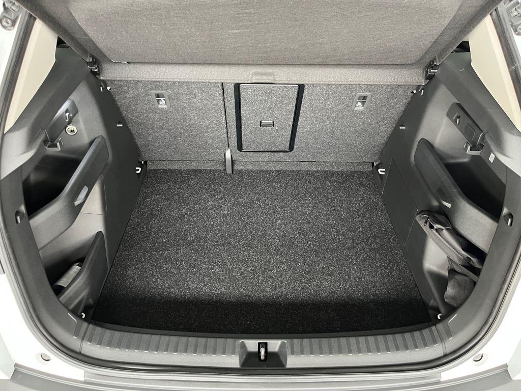 Skoda Elroq 50 55 kWh 125 kW (170 CV) - 6