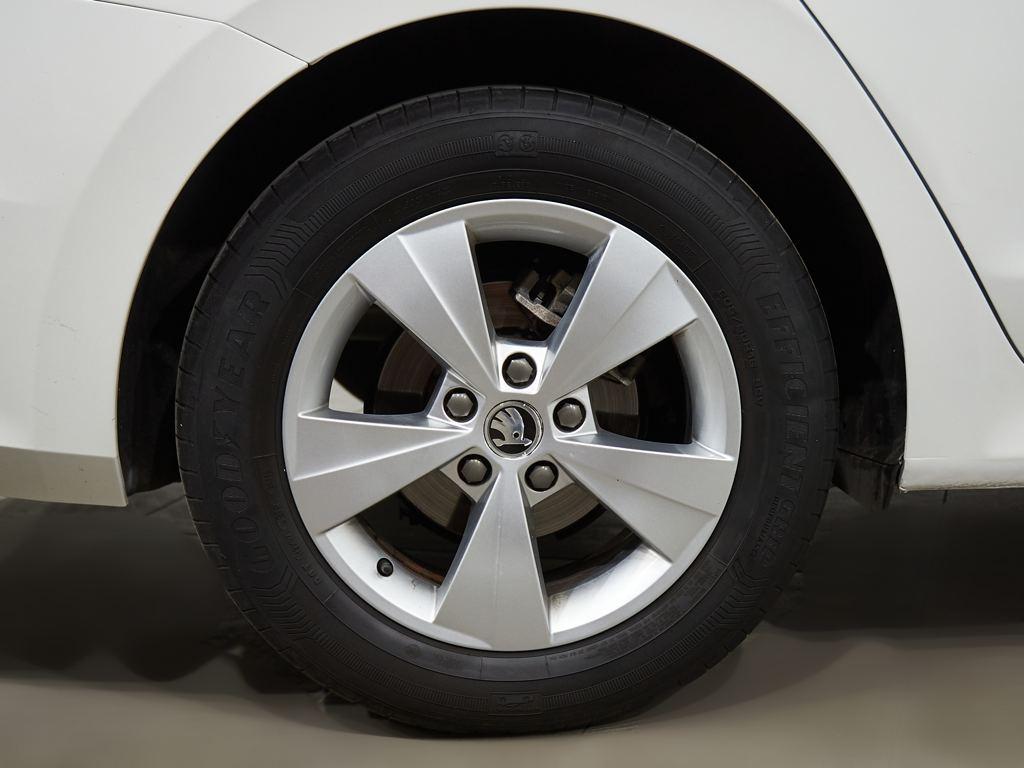 Skoda Octavia Combi 2.0 TDI Ambition 85 kW (115 CV) - 7