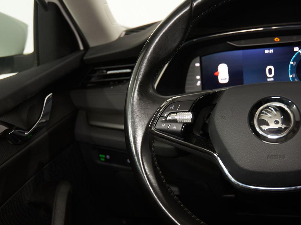 Skoda Octavia Combi 2.0 TDI Ambition 85 kW (115 CV) - 10