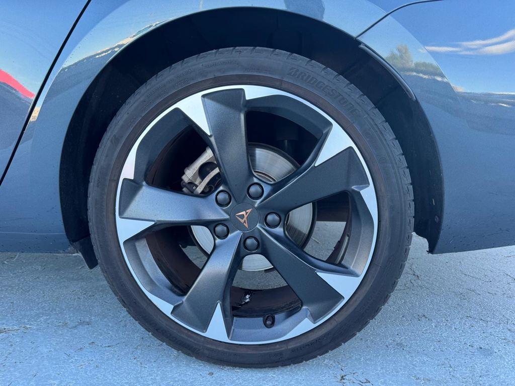 CUPRA Leon Sportstourer 1.5 eTSI DSG 110 kW (150 CV) - 7