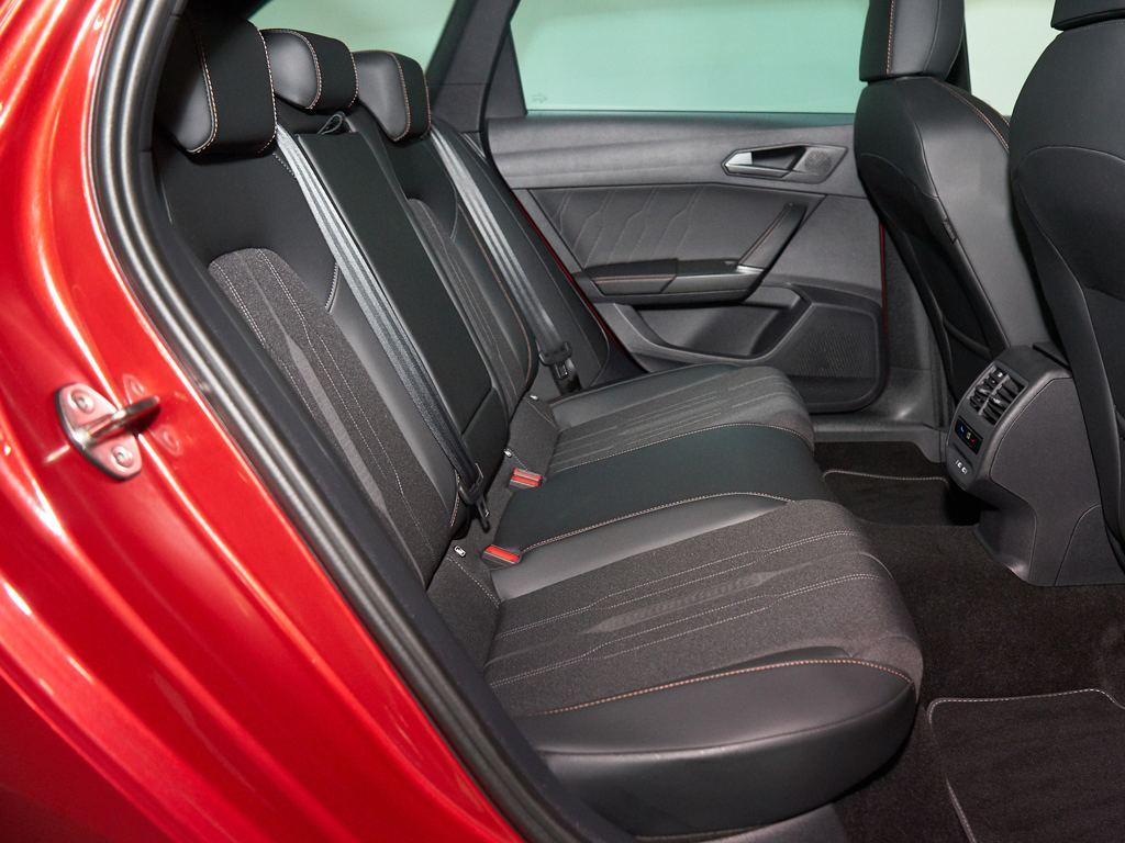 CUPRA Leon Sportstourer 1.5 eTSI DSG 110 kW (150 CV) - 5