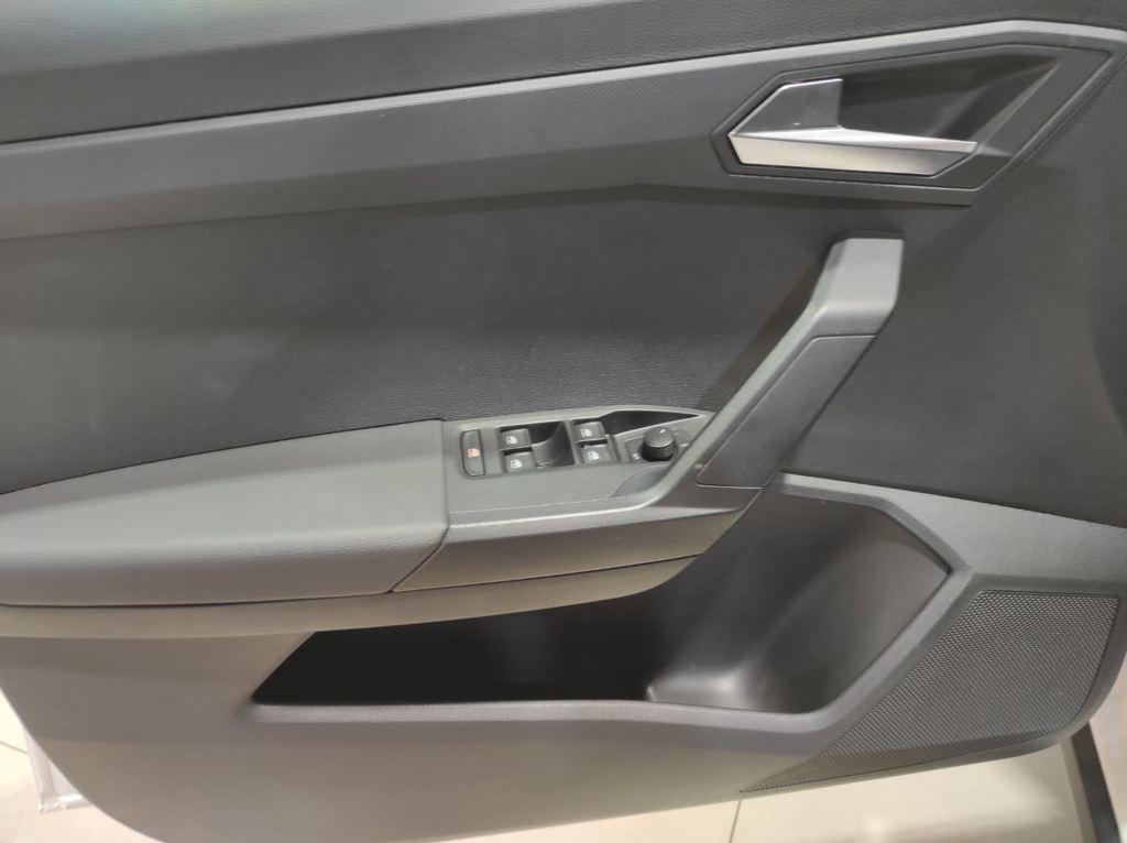 SEAT Arona 1.0 TSI Style Plus 81 kW (110 CV) - 12