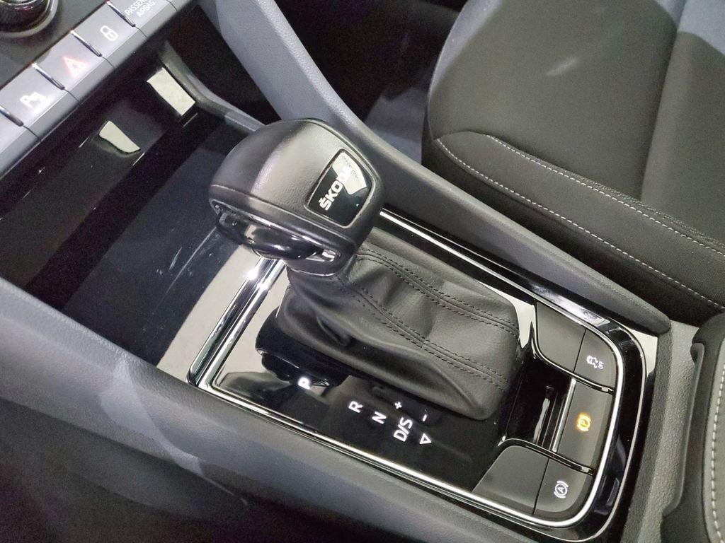 Skoda Karoq 2.0 TDI Ambition DSG 85 kW (115 CV) - 8